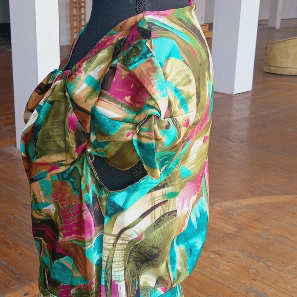 Sunny Leigh vivid Abstract Skirt Set - Picture 4 of 14